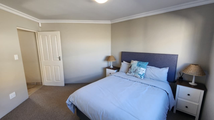 5 Bedroom Property for Sale in Vredenburg Western Cape